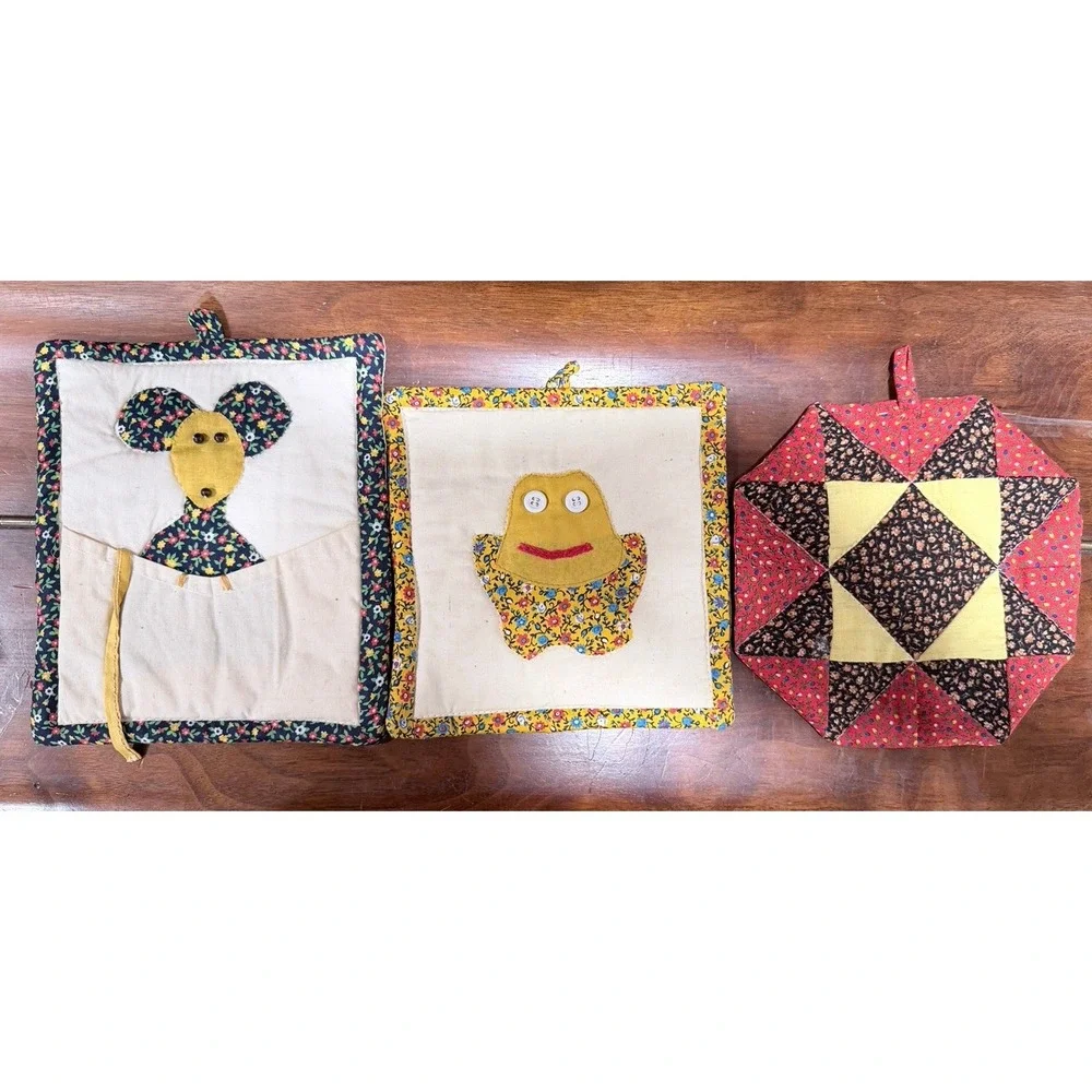 Vintage 3-Quilted Pot Holders